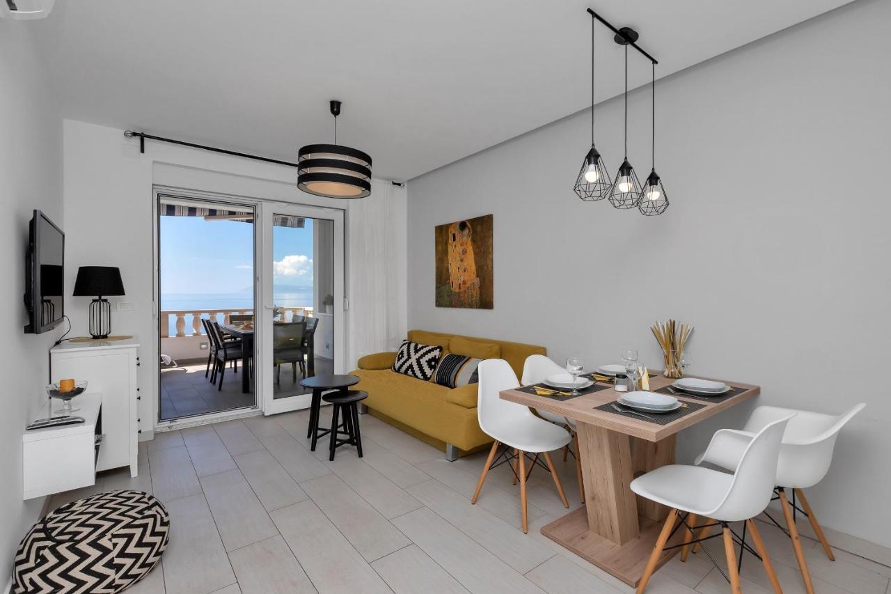 Apartments Villa Joy ポドゥゴラ エクステリア 写真
