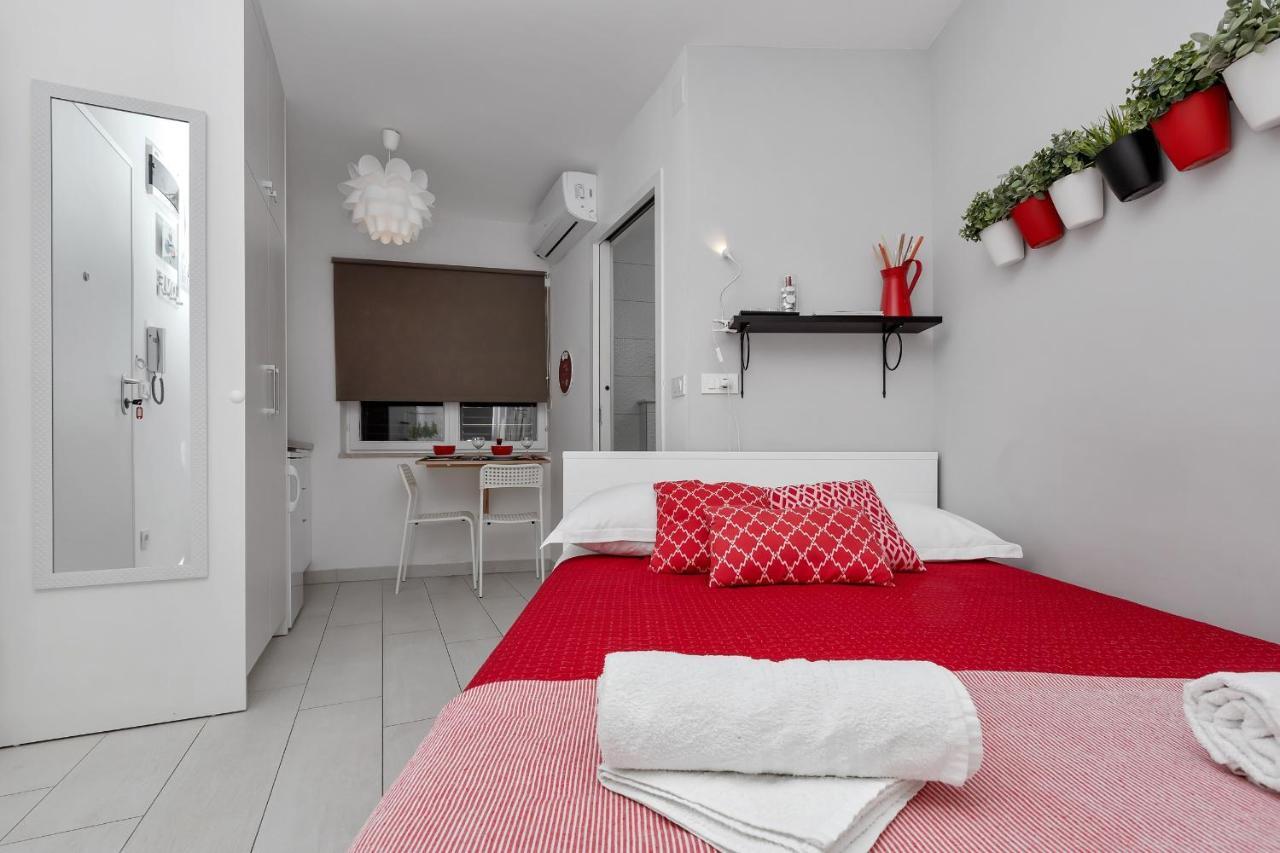 Apartments Villa Joy ポドゥゴラ エクステリア 写真