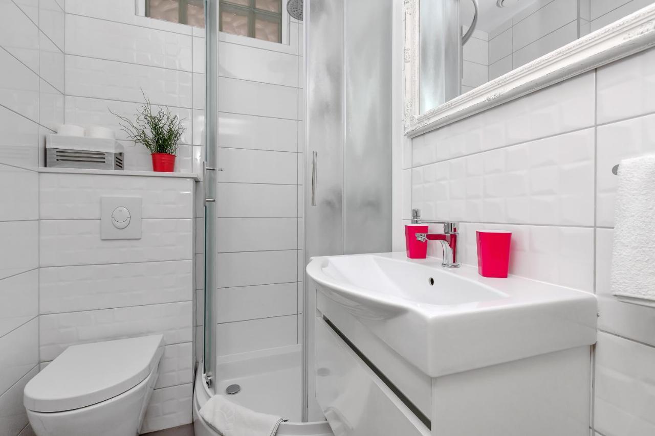 Apartments Villa Joy ポドゥゴラ エクステリア 写真