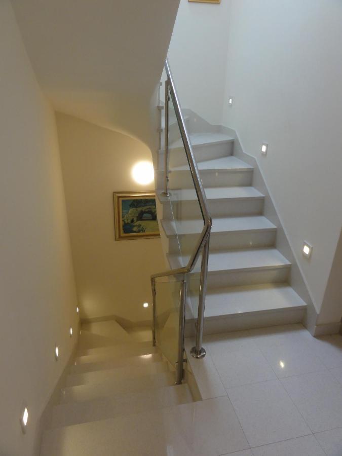 Apartments Villa Joy ポドゥゴラ エクステリア 写真