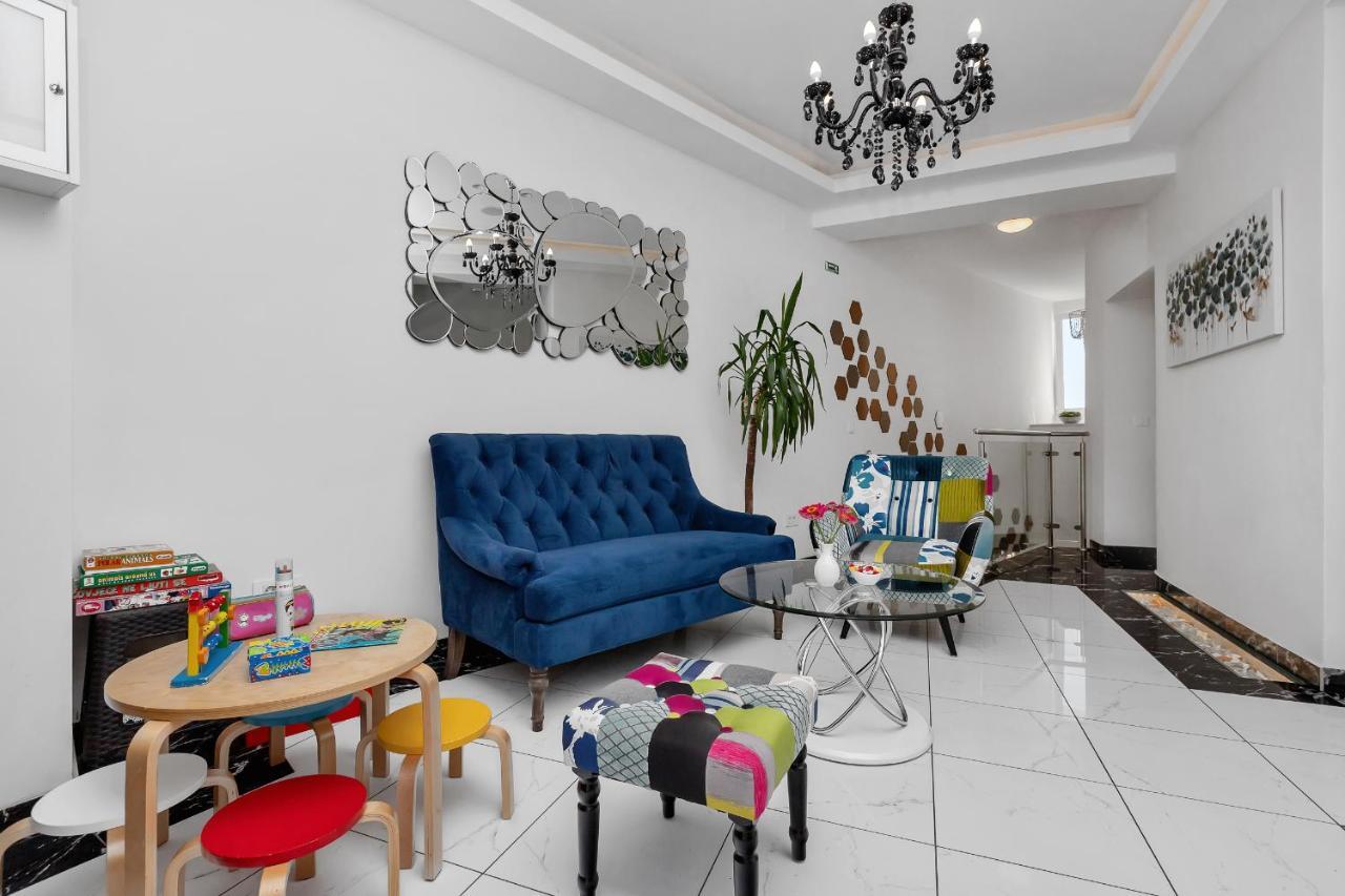 Apartments Villa Joy ポドゥゴラ エクステリア 写真